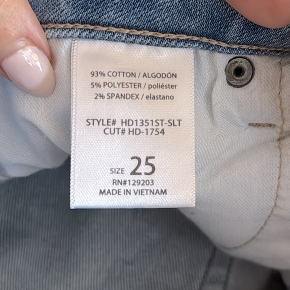 HIDDEN Los Angeles High Rise Straight Leg Jeans with Raw Hem in Light Wash 25 - Picture 10 of 10